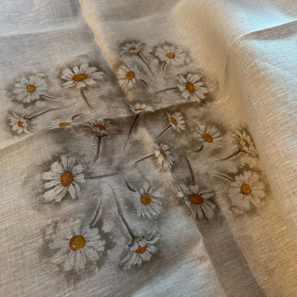 Williams Sonoma Linen 70^108 Tablecloth